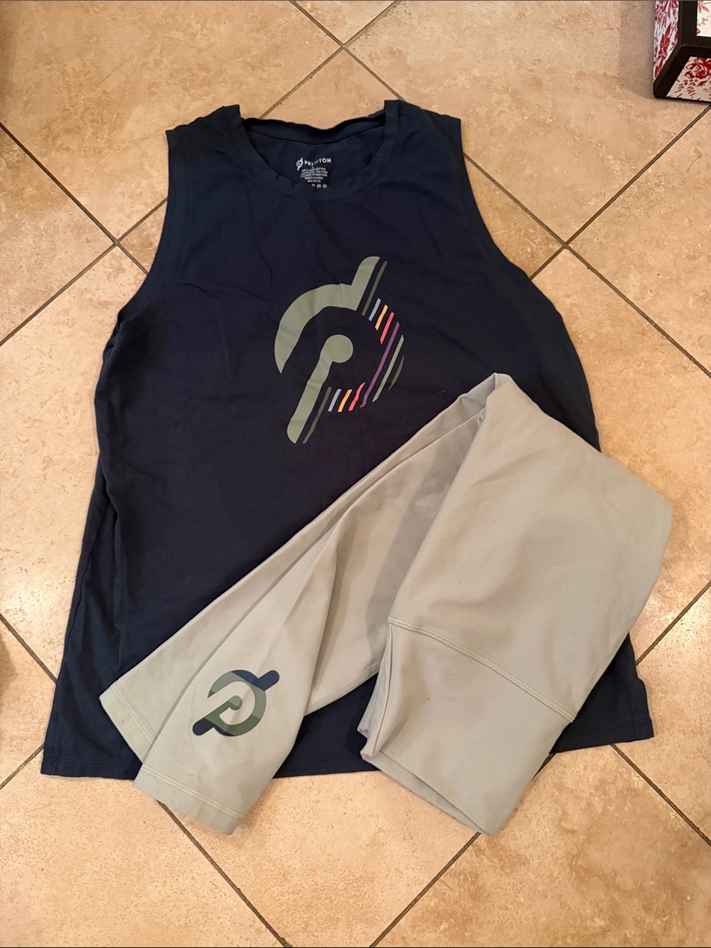 Peloton Navy Tank Top with Light Gray Leggings - Logo Active Set